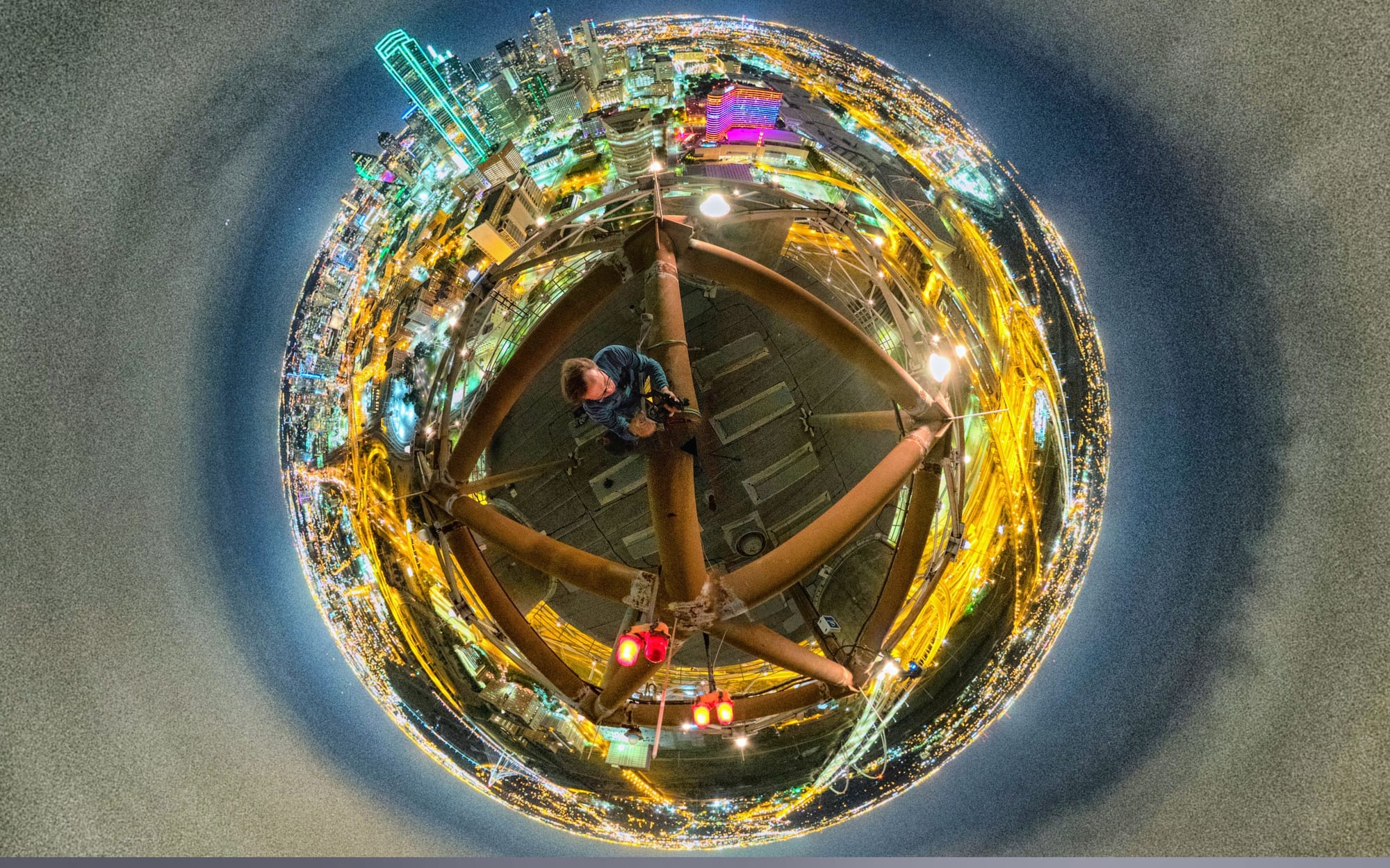 Reunion Tower — Aerial & Time-Lapse VR Experience