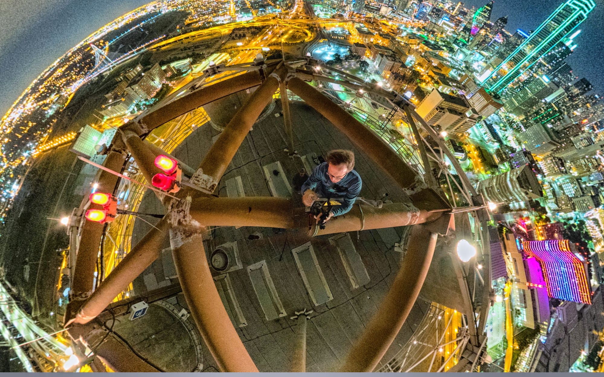 Reunion Tower — Aerial & Time-Lapse VR Experience